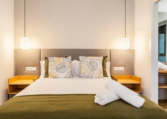 VG Puerto Suites Auto Check * Valenza